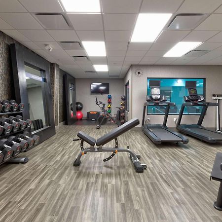 Hampton Inn Norfolk Bagian luar foto