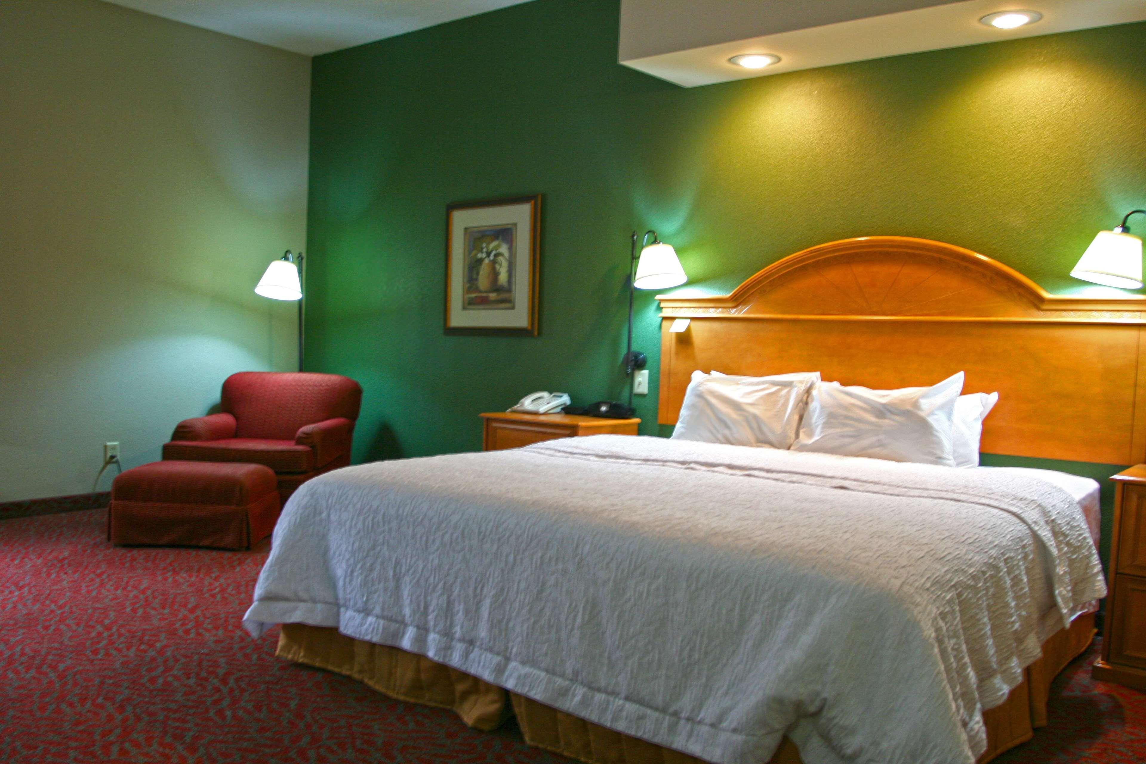 Hampton Inn Norfolk Bagian luar foto
