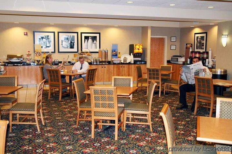 Hampton Inn Norfolk Restoran foto